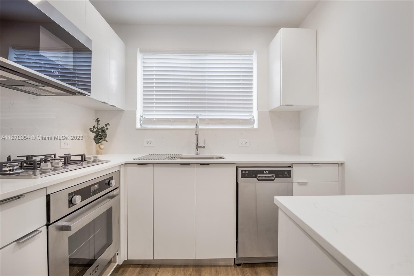 MIAMI OCEAN VIEW CO AMD - Residential Lease