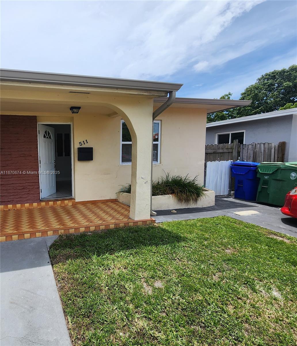 LOCATION-LOCATION Fully remodeled unit 2 bedroom/1 bathroom-Dining, living, kitchen, central a/c, washer & dryer, 2 parking spaces. RENT INCLUDES ELECTRICTY AND WATER. Great central area , all transportations available, very close to Miami Airport, 836 Expressway, Coral Gables, Downtown Miami and walking distance to Magic Casino and New Centro City Plaza shopping mall. This is a great turn-key living opportunity, jst bring your furniture and connect cable service.