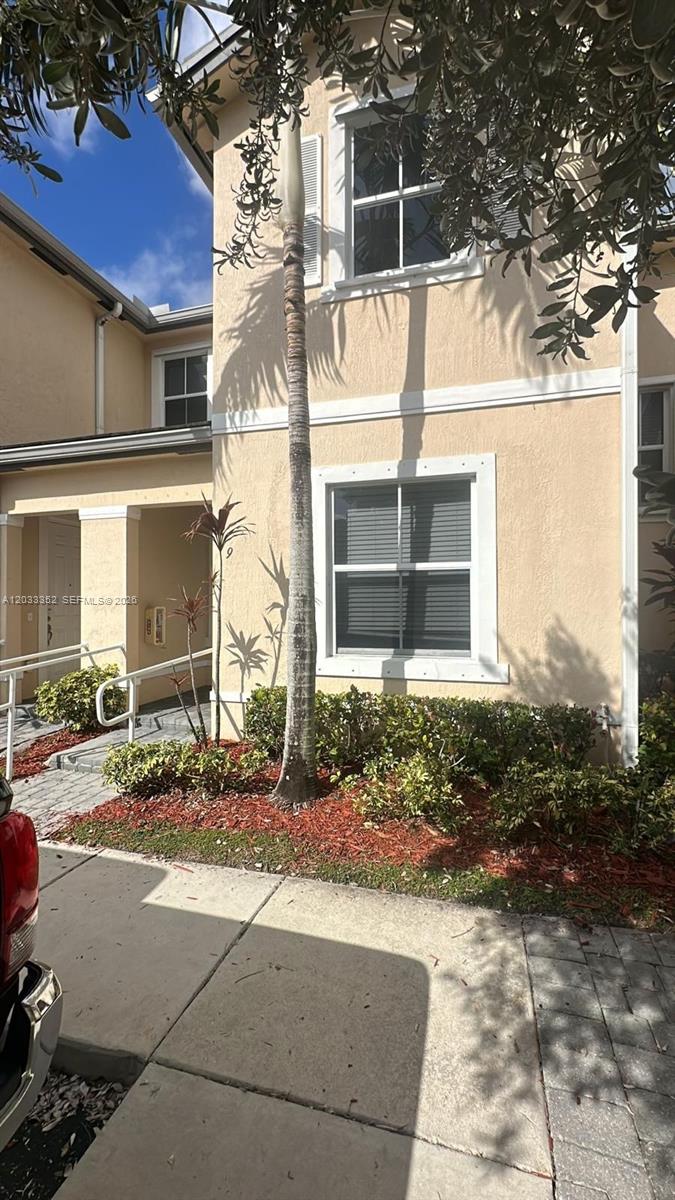 2819 SE 1st Dr 9, Homestead FL 33033
