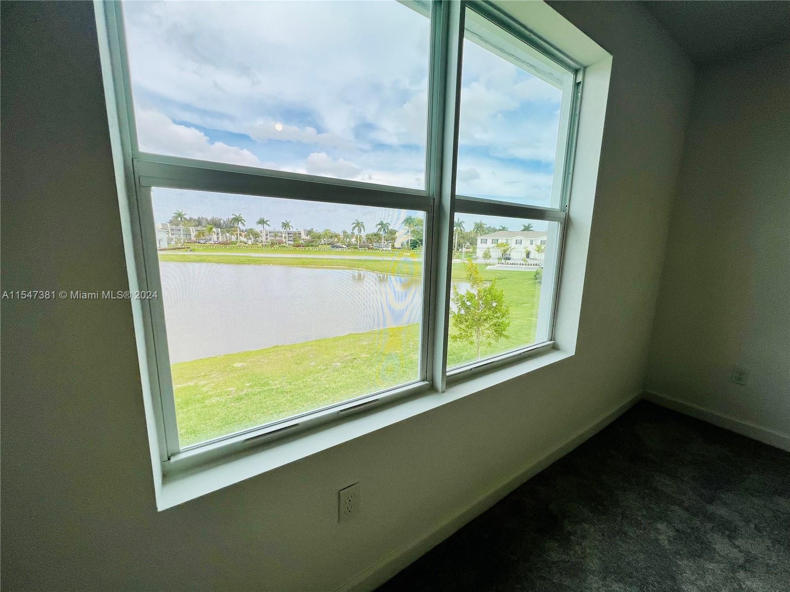 LAKESHORE AT THE FOUNTAIN - Residential Lease