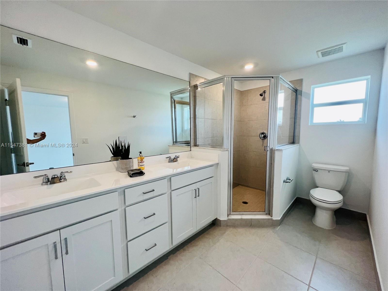 LAKESHORE AT THE FOUNTAIN - Residential Lease