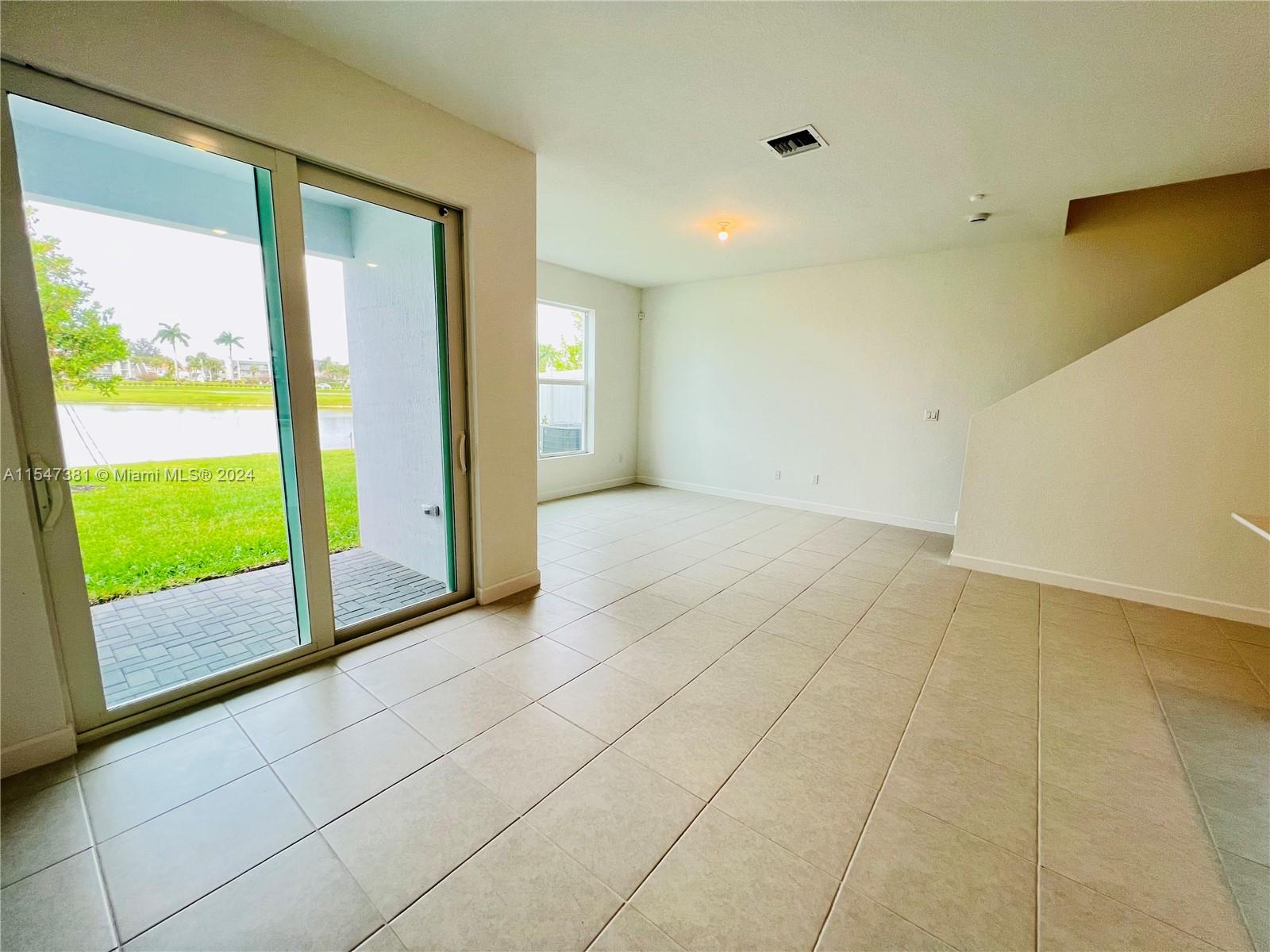 LAKESHORE AT THE FOUNTAIN - Residential Lease