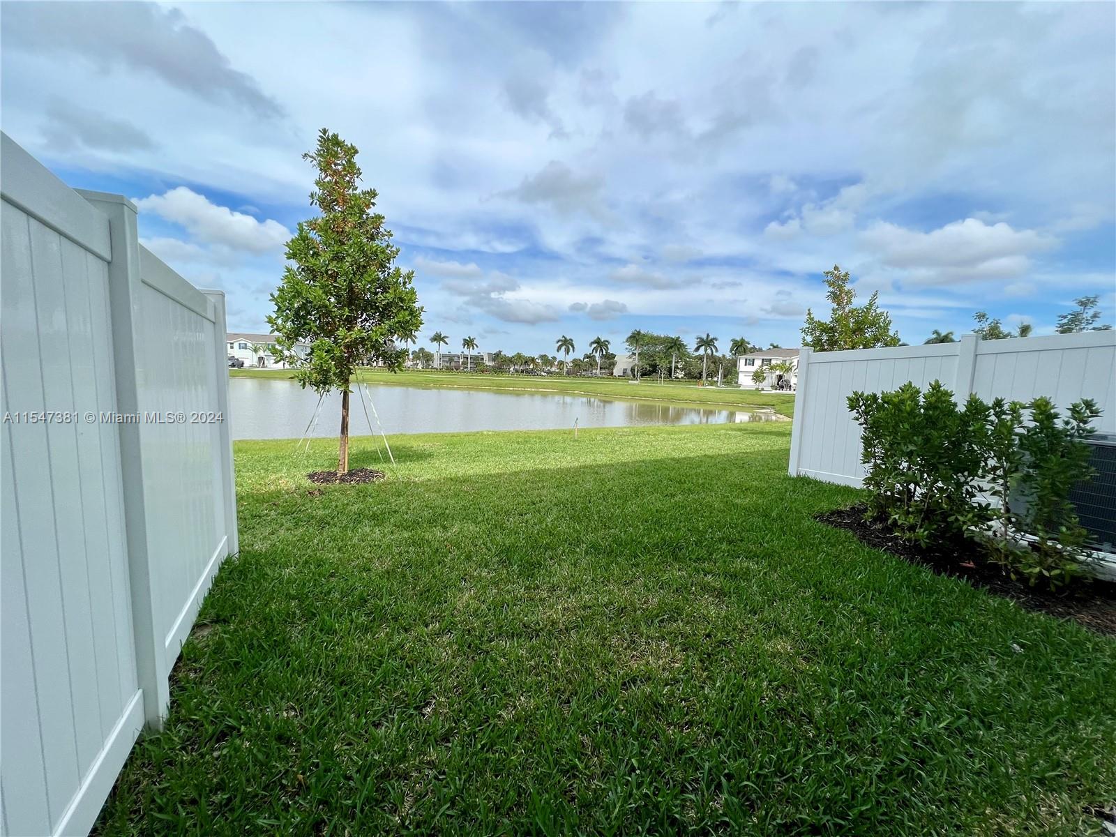 LAKESHORE AT THE FOUNTAIN - Residential Lease