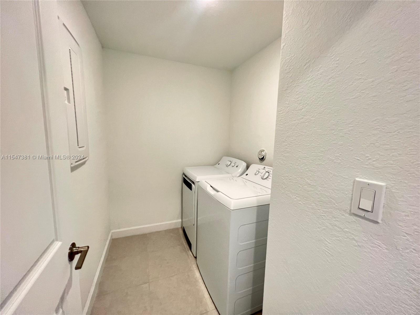 LAKESHORE AT THE FOUNTAIN - Residential Lease