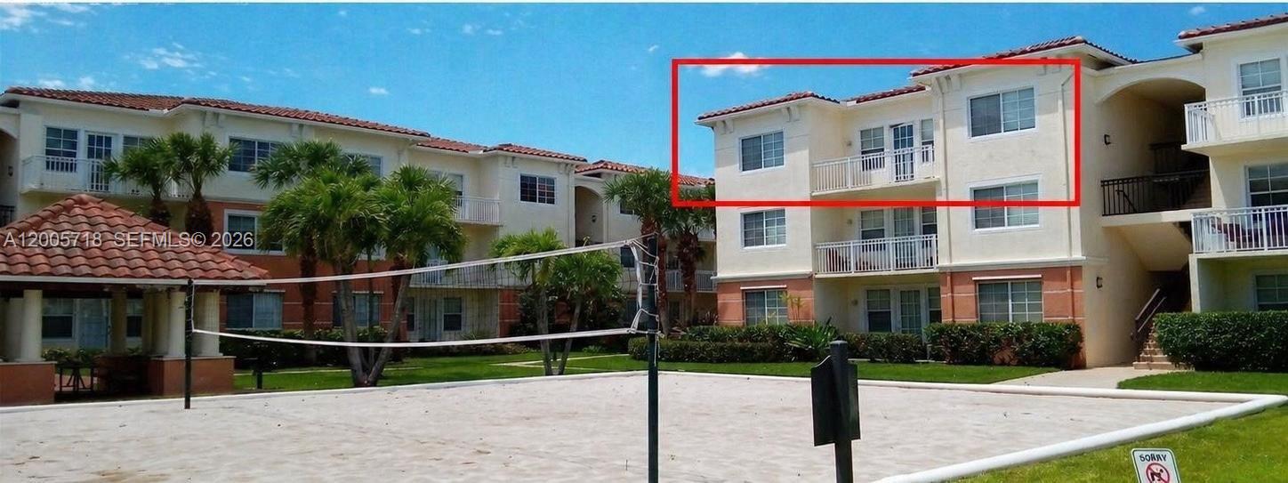 MEZZANO CONDO - Residential