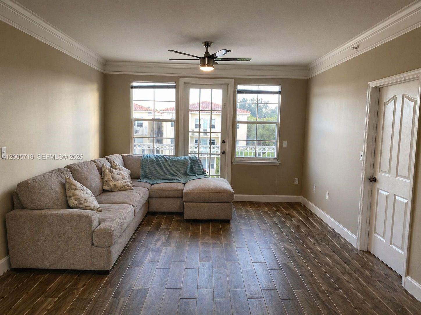 MEZZANO CONDO - Residential