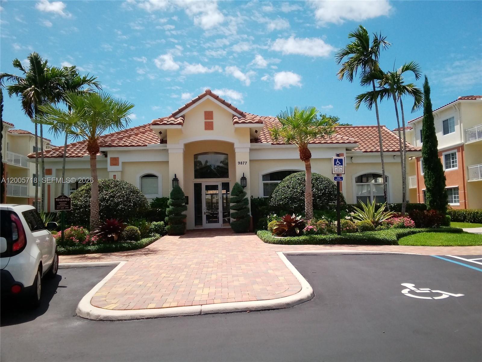 MEZZANO CONDO - Residential