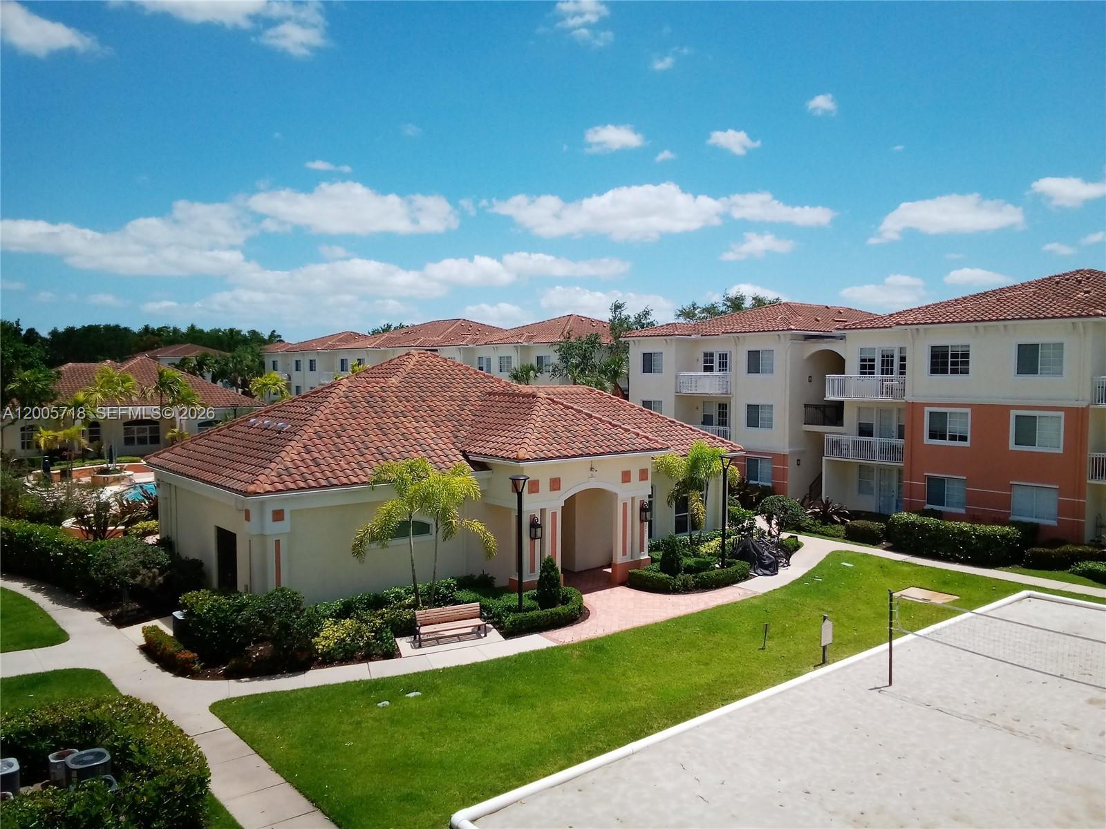 MEZZANO CONDO - Residential