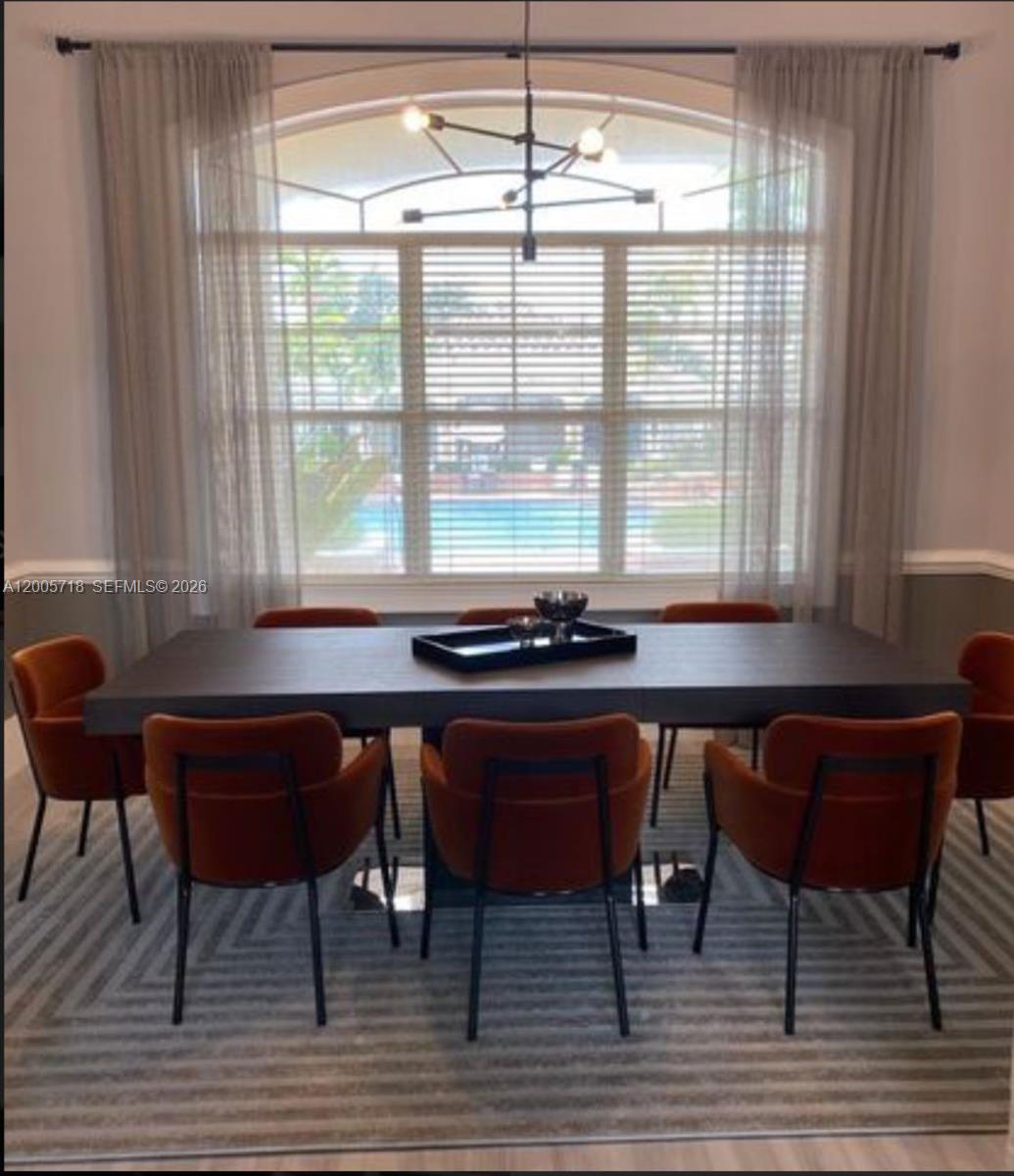 MEZZANO CONDO - Residential