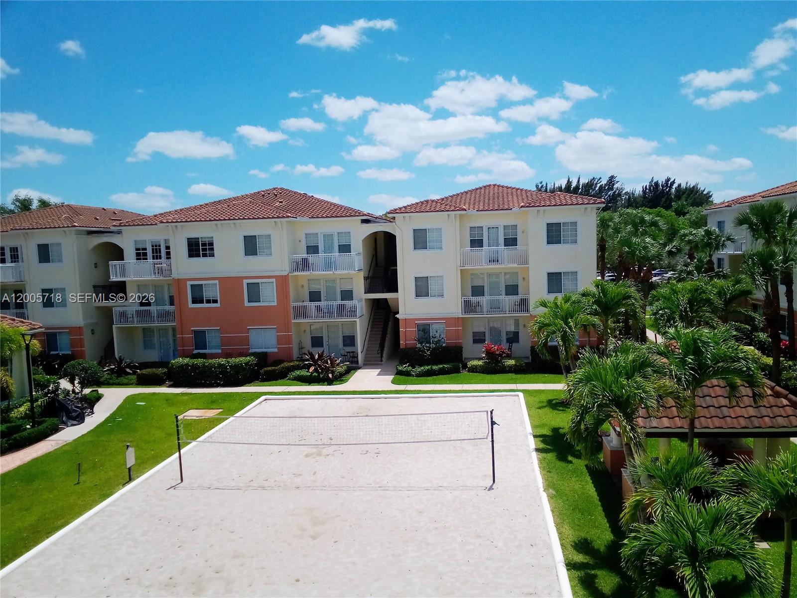 MEZZANO CONDO - Residential