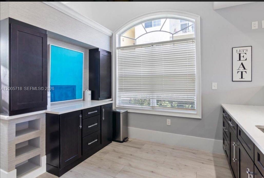 MEZZANO CONDO - Residential