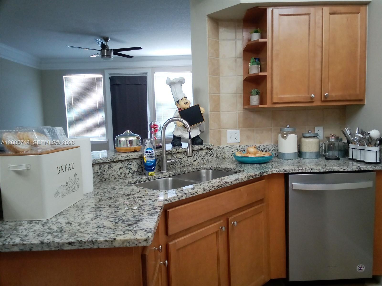 MEZZANO CONDO - Residential