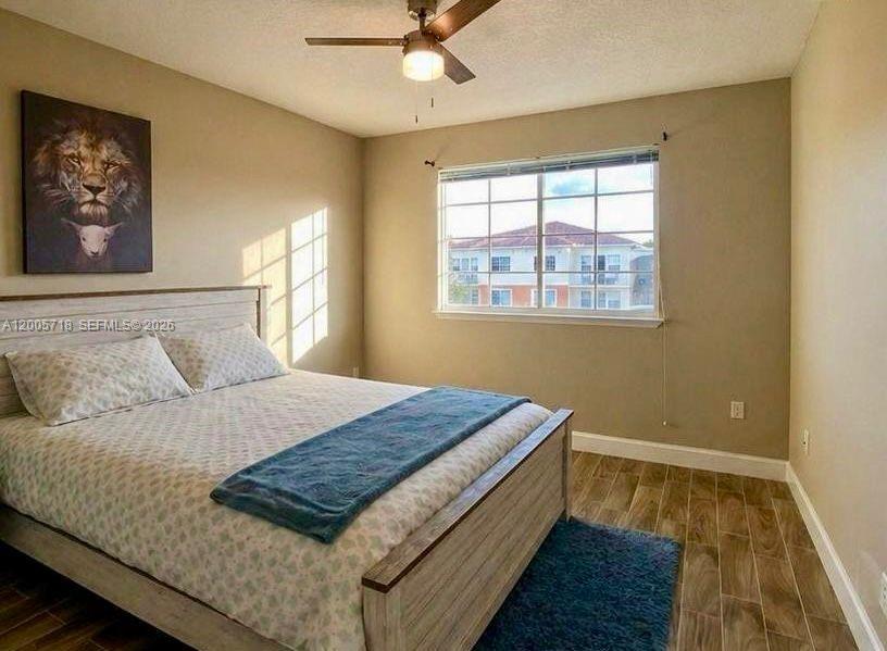 MEZZANO CONDO - Residential