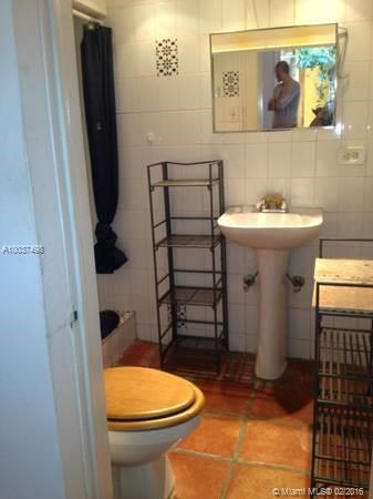 CORAL GABLES GRANADA SEC - Residential Lease