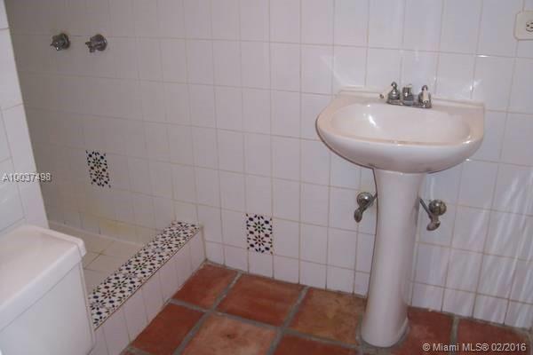 CORAL GABLES GRANADA SEC - Residential Lease