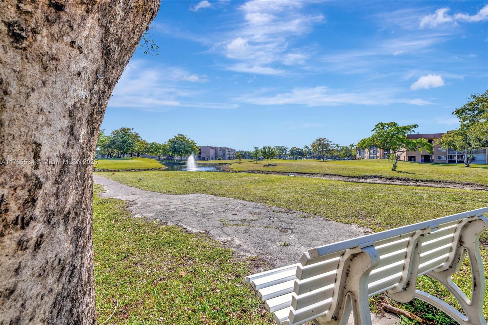 SUNRISE LAKES 152 CONDO - Residential