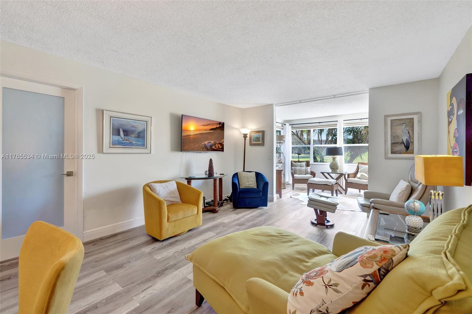 SUNRISE LAKES 152 CONDO - Residential