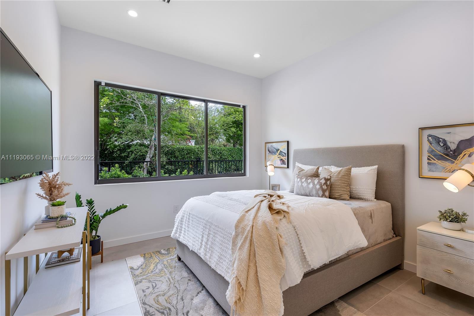 OCEAN VIEW HEIGHTS - Residential