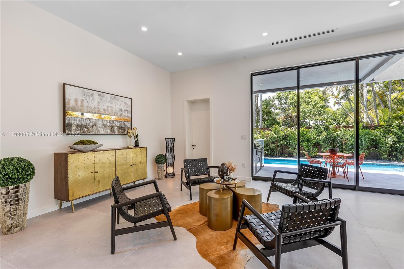 OCEAN VIEW HEIGHTS - Residential