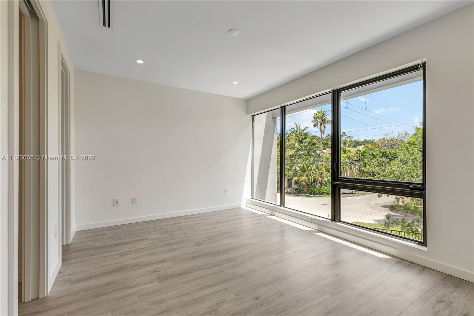 OCEAN VIEW HEIGHTS - Residential