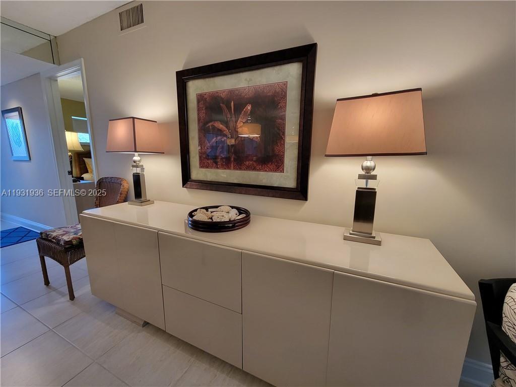 LAS VISTAS P-R IN INVERRA - Residential Lease