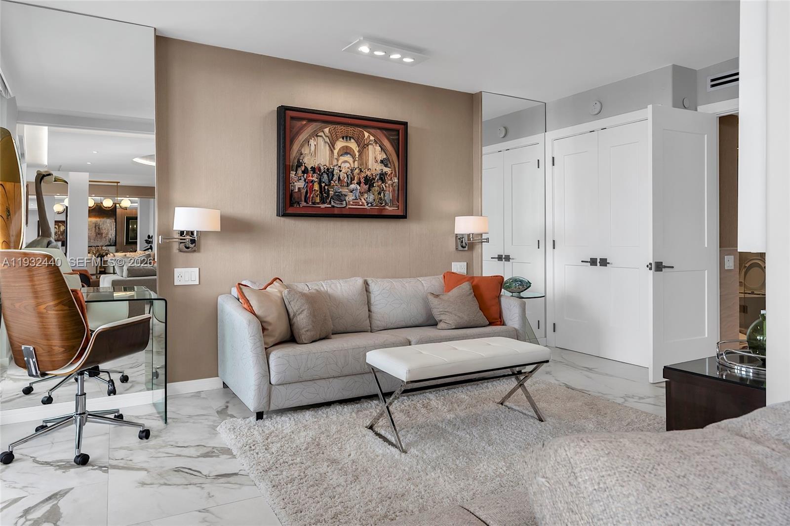 NINE ISLAND AVENUE CONDO - Residential