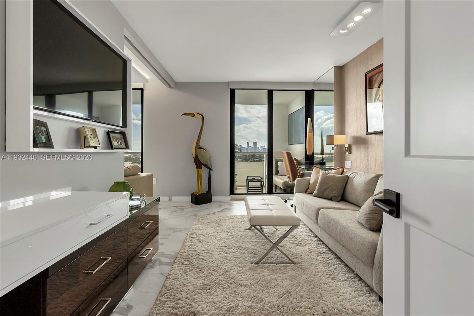 NINE ISLAND AVENUE CONDO - Residential