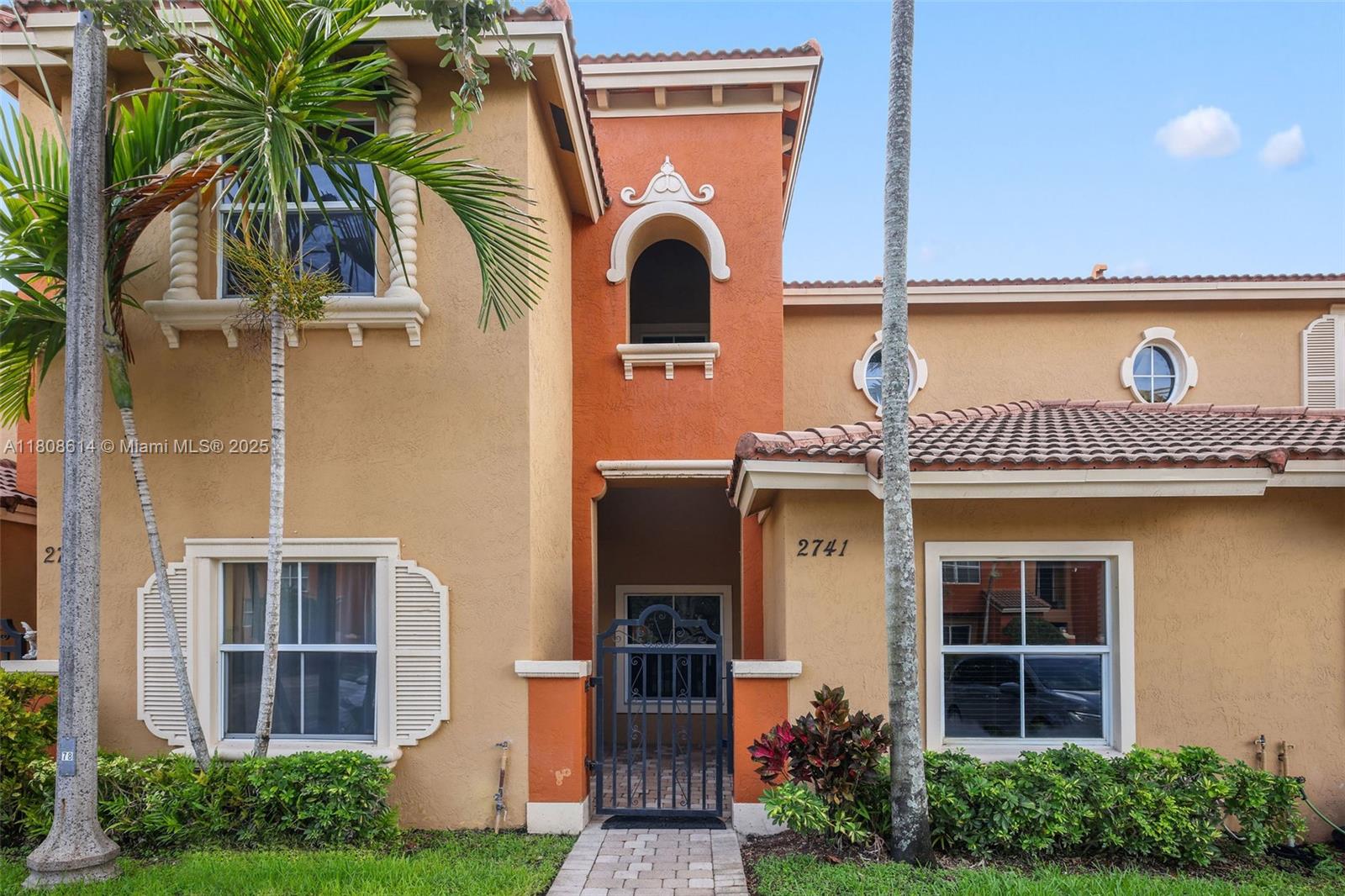 Rental Property at 2741 Sw 120th Ter 305-3, Miramar, Broward County, Florida - Bedrooms: 3 
Bathrooms: 3  - $2,800 MO.