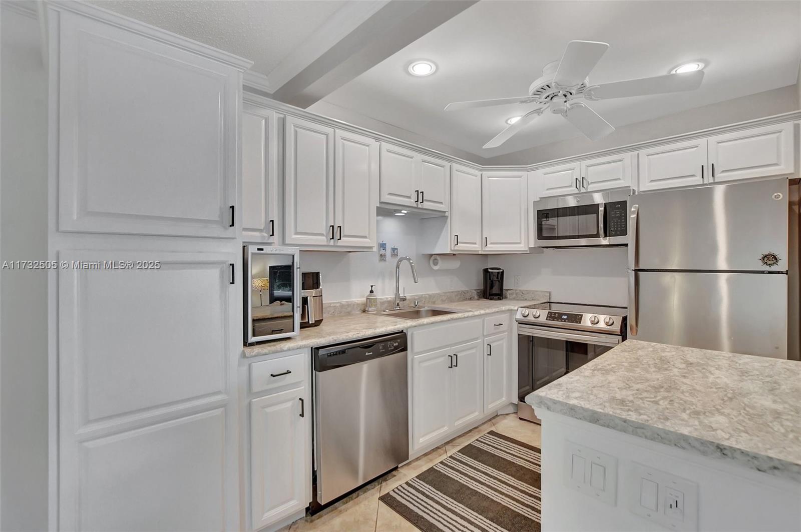 310 Durham I 310, Deerfield Beach, Broward County, Florida - 1 Bedrooms  
2 Bathrooms - 