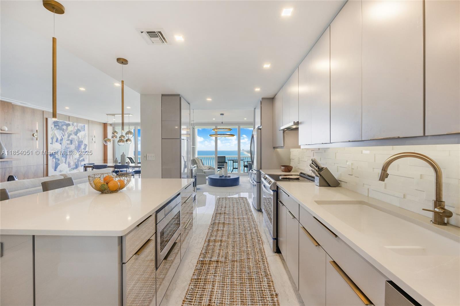 POINT OF AMERICAS - Residential Lease