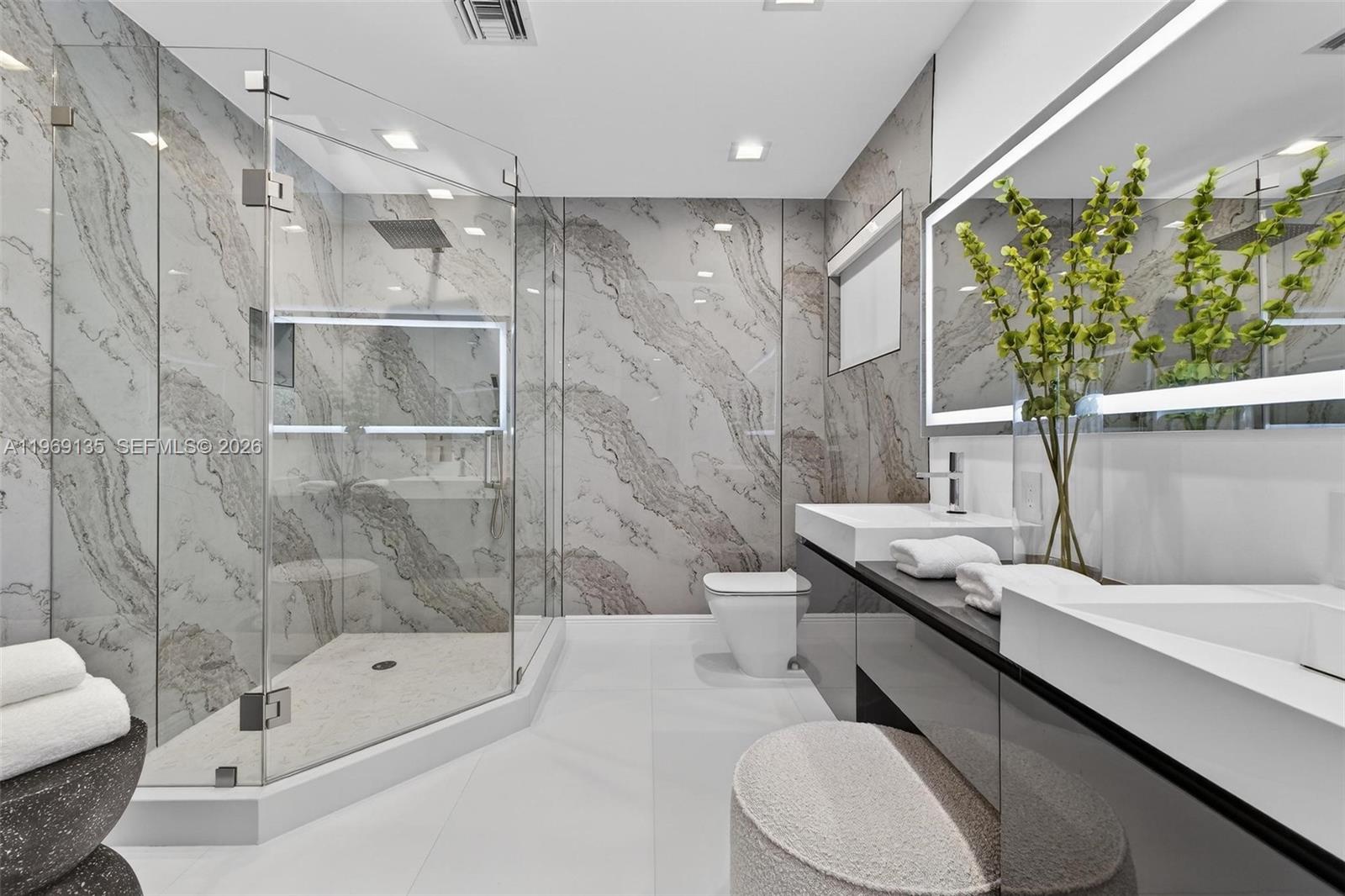 CORAL BAY SEC C - Residential