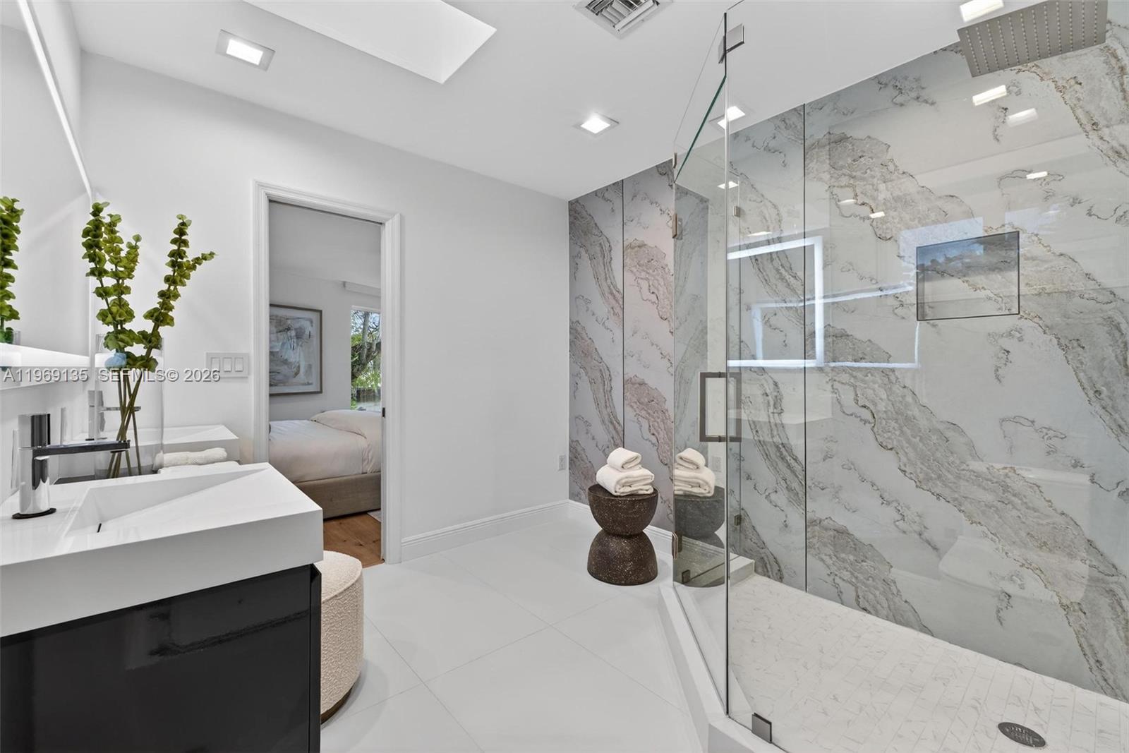 CORAL BAY SEC C - Residential