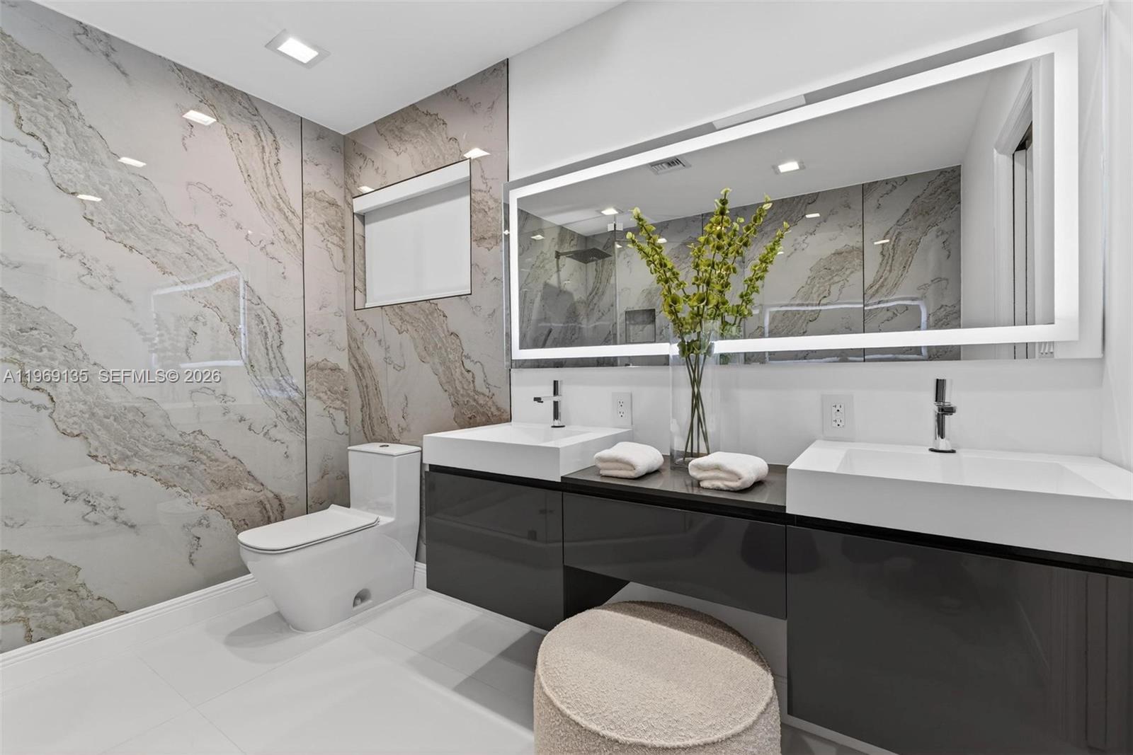 CORAL BAY SEC C - Residential