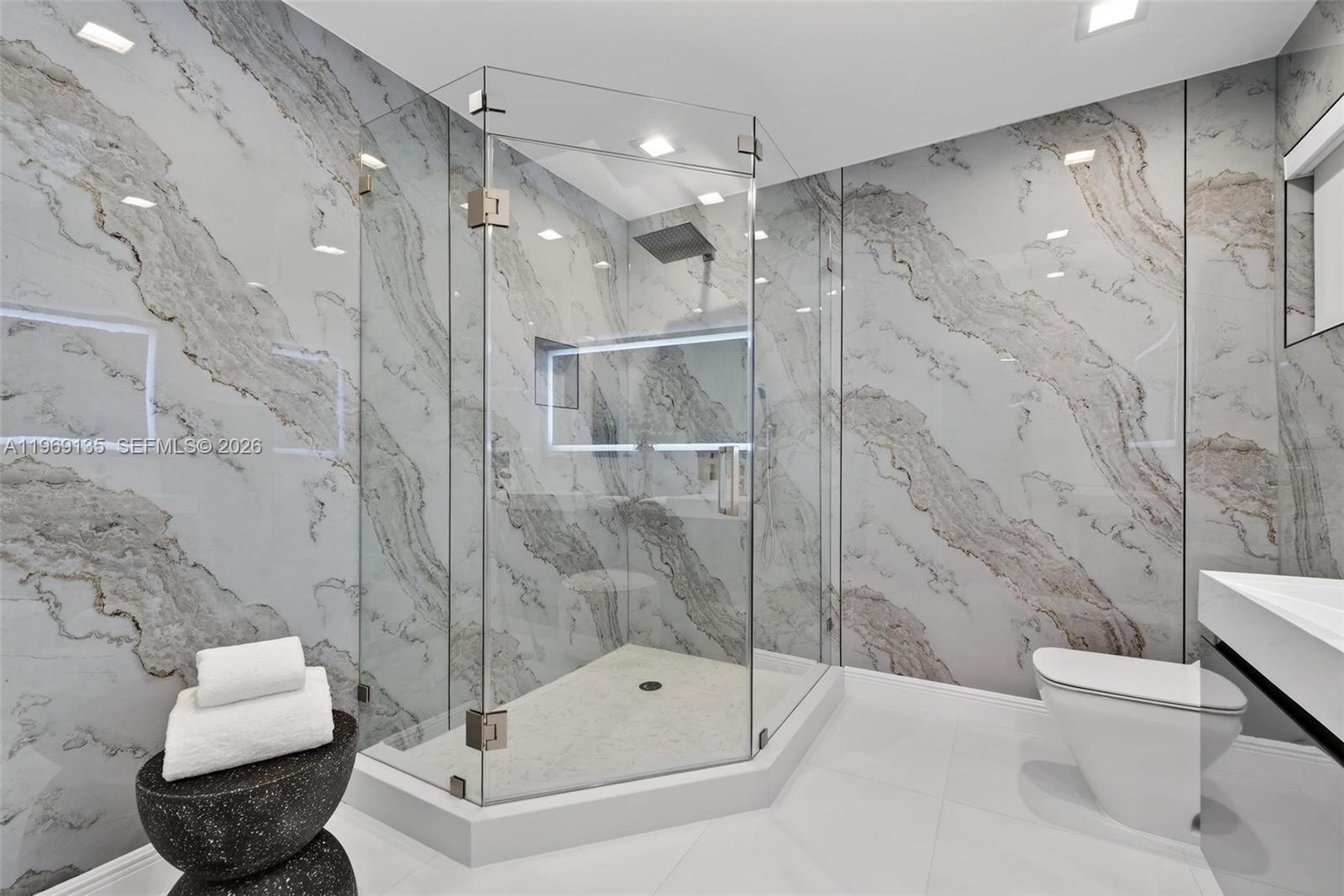 CORAL BAY SEC C - Residential