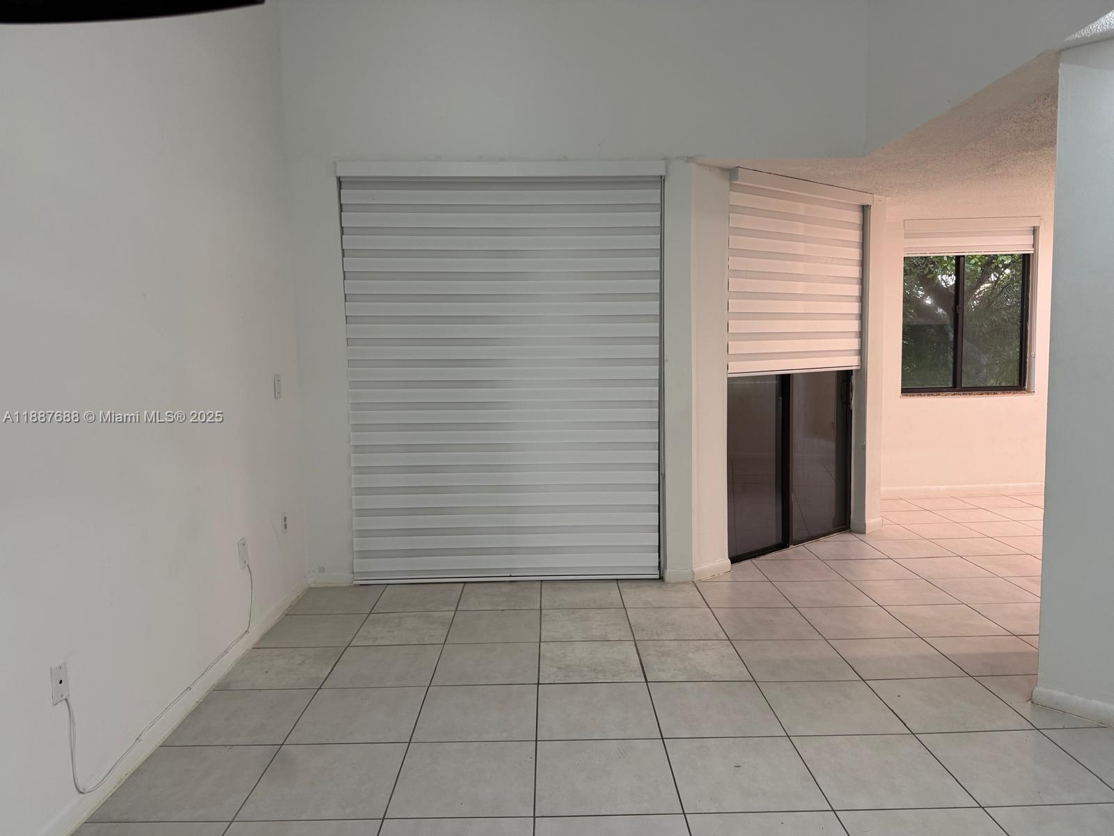 VERABELLA FALLS CONDO - Residential Lease