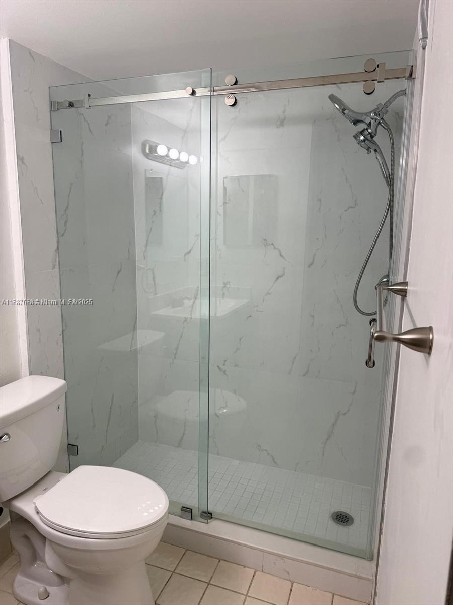 VERABELLA FALLS CONDO - Residential Lease