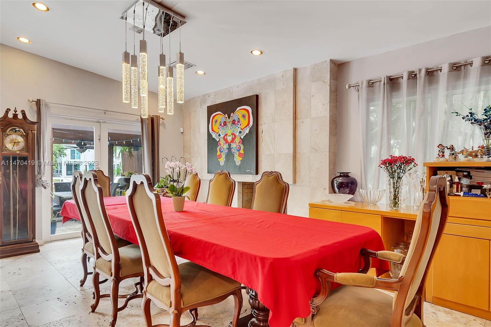 North Miami, Florida 33181, United States, 4 Bedrooms Bedrooms, ,4 BathroomsBathrooms,Residential,Active,69426