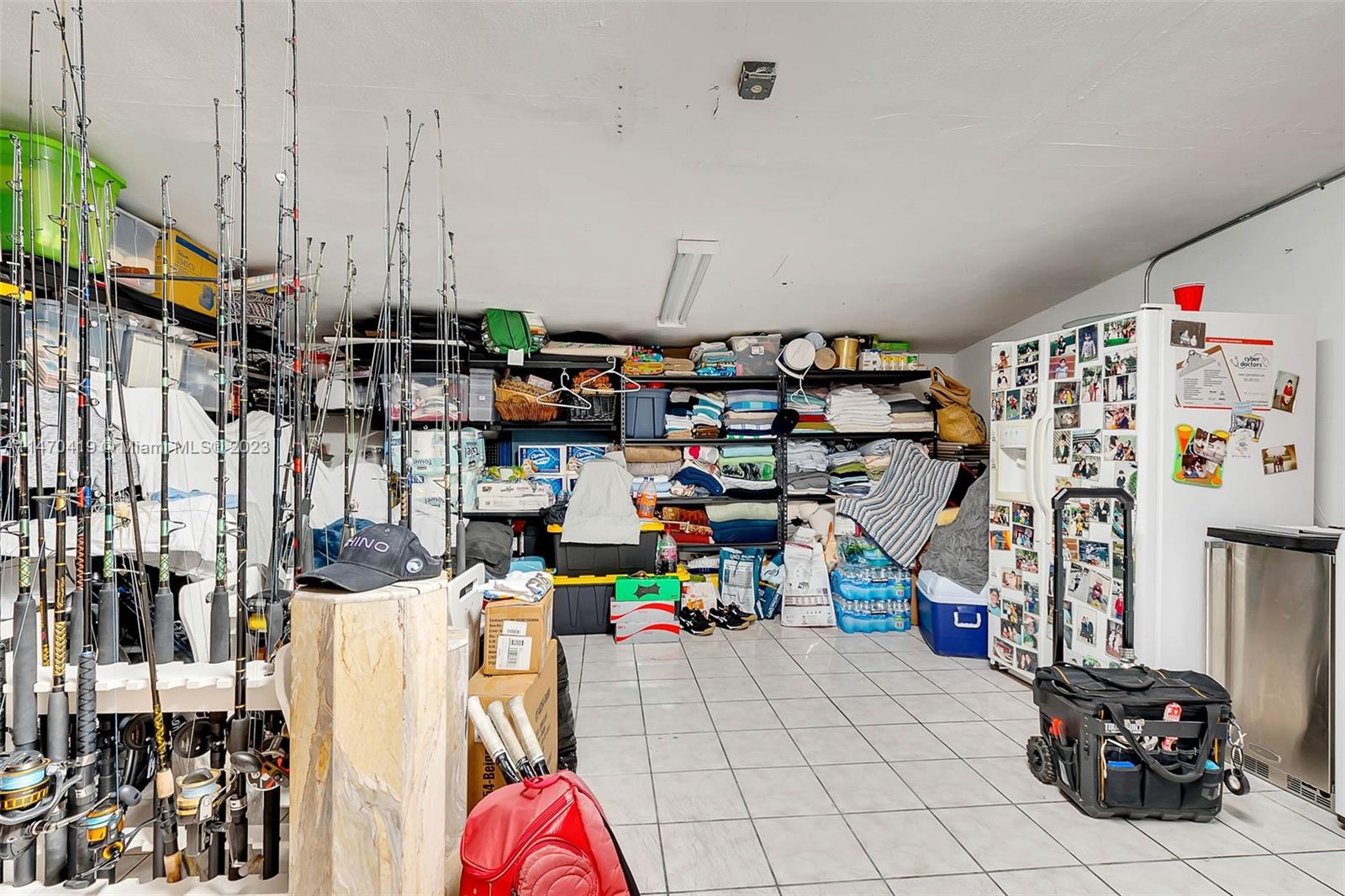 North Miami, Florida 33181, United States, 4 Bedrooms Bedrooms, ,4 BathroomsBathrooms,Residential,Active,69426