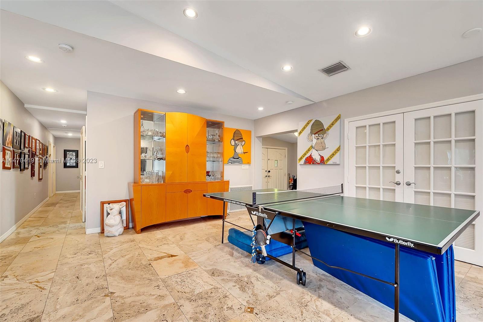 North Miami, Florida 33181, United States, 4 Bedrooms Bedrooms, ,4 BathroomsBathrooms,Residential,Active,69426