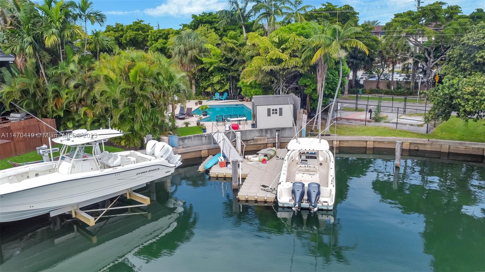 North Miami, Florida 33181, United States, 4 Bedrooms Bedrooms, ,4 BathroomsBathrooms,Residential,Active,69426