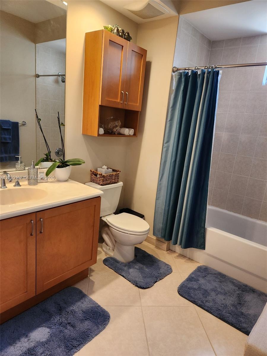 VILLA BARI CONDO - Residential