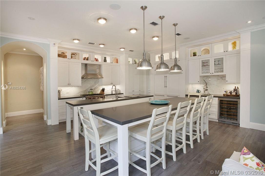 Tropical Isle Homes Sub - Residential