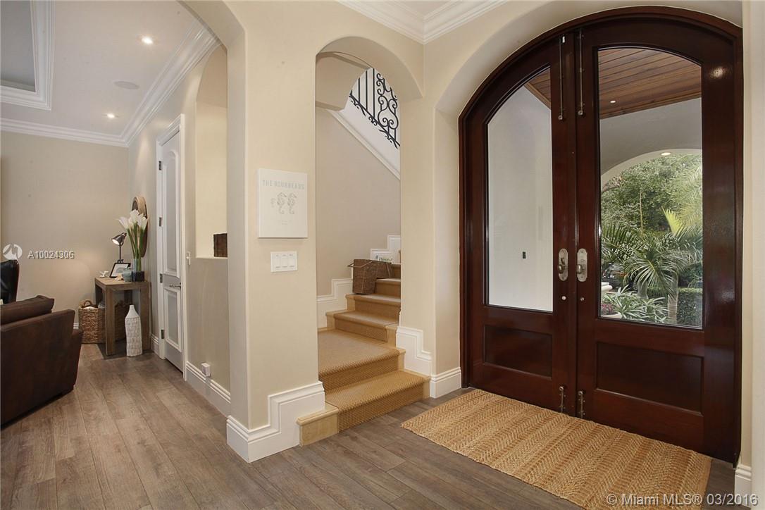 Tropical Isle Homes Sub - Residential