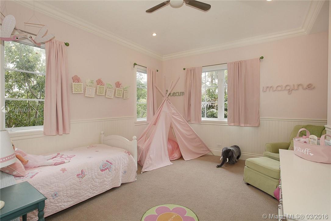 Tropical Isle Homes Sub - Residential