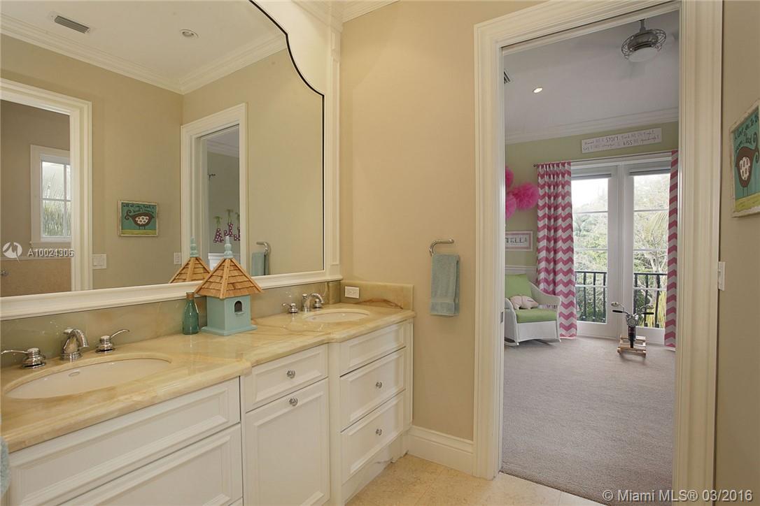 Tropical Isle Homes Sub - Residential