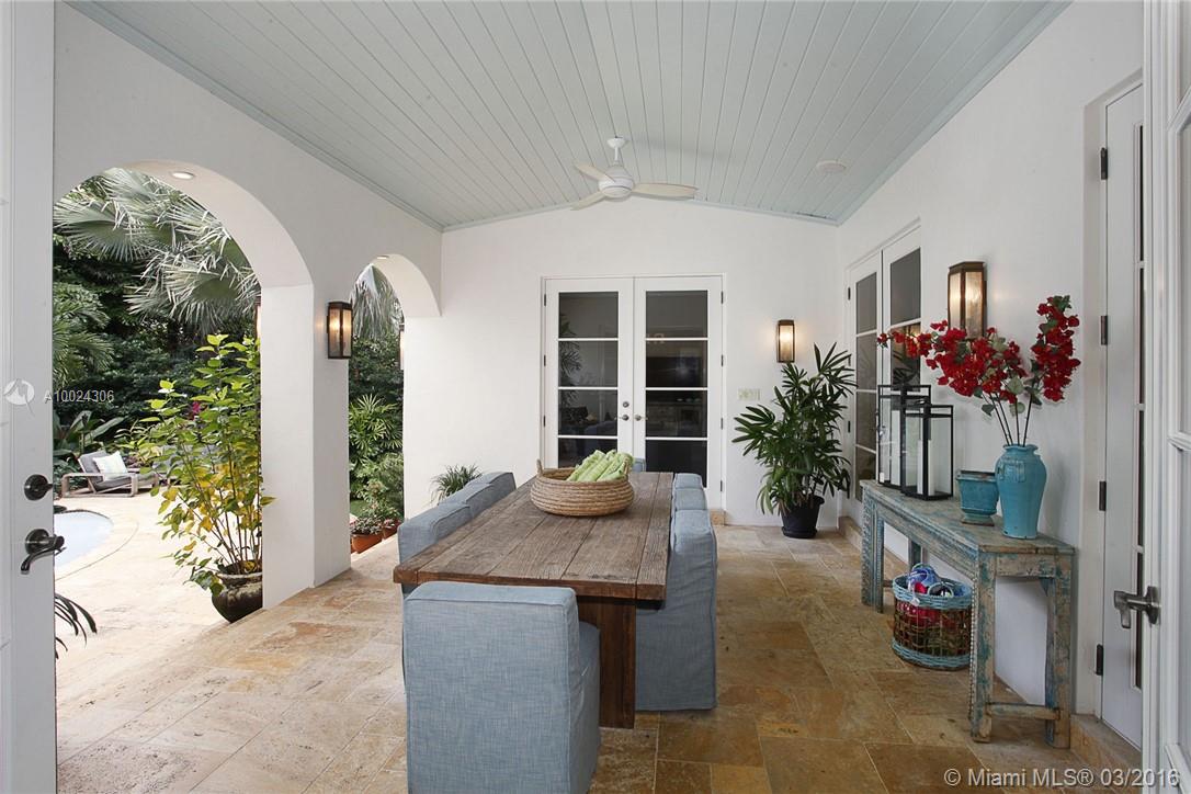 Tropical Isle Homes Sub - Residential