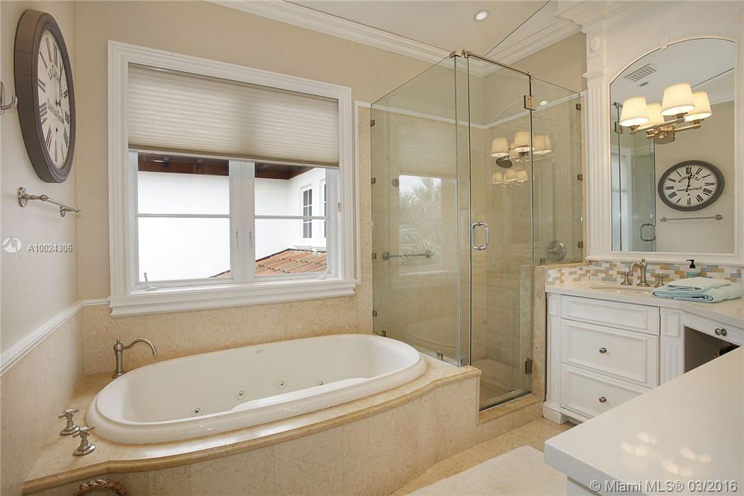 Tropical Isle Homes Sub - Residential