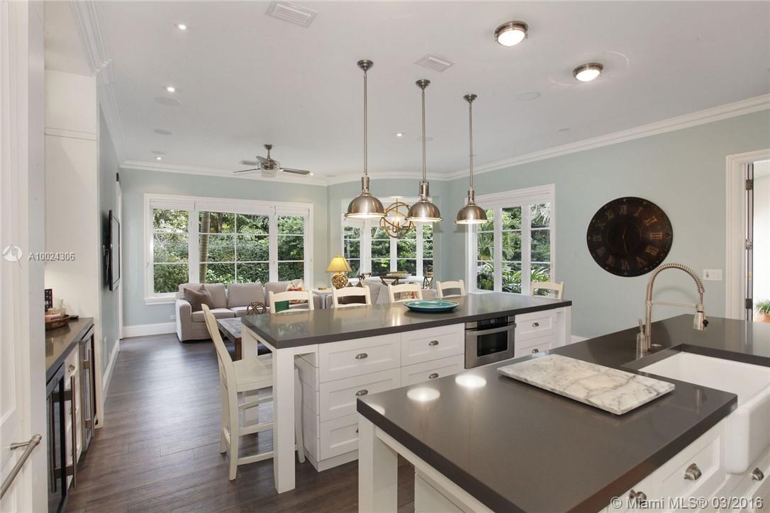 Tropical Isle Homes Sub - Residential