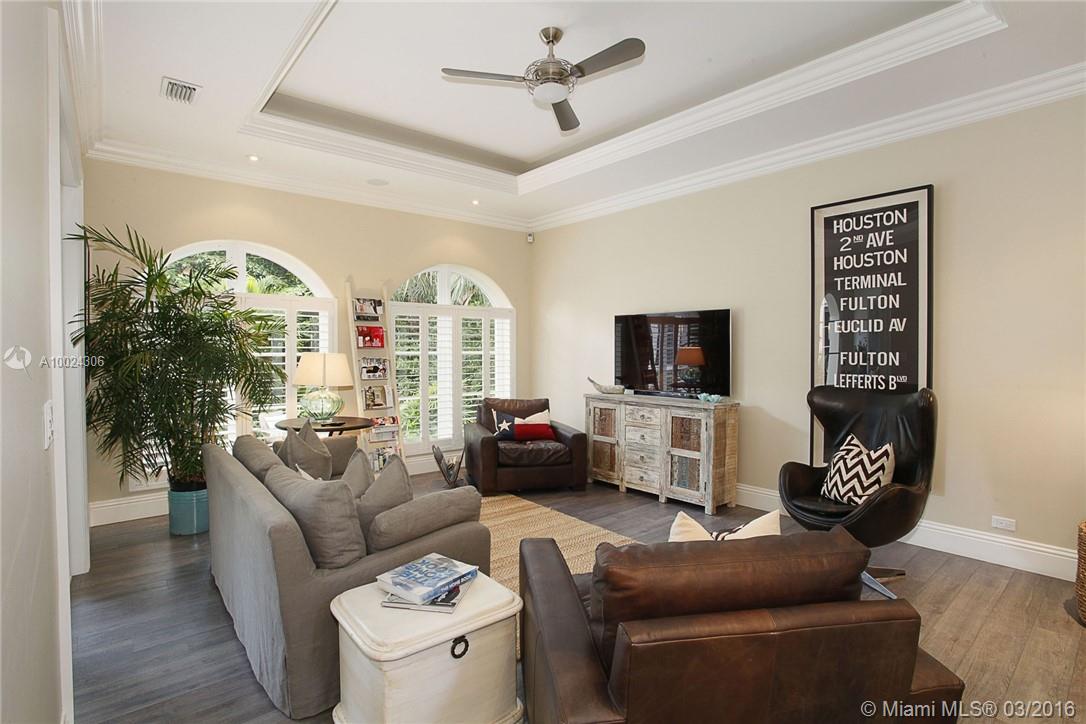 Tropical Isle Homes Sub - Residential