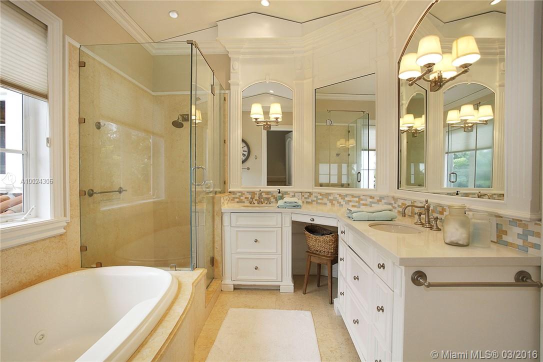 Tropical Isle Homes Sub - Residential